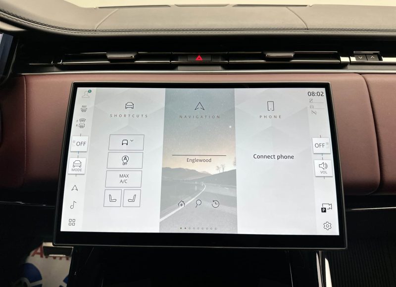 Range Rover Autobiography  2025 Model Interior View Range Rover Autobiography 2025 Model Interior View